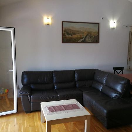 Tim Apartment โกตอร์ ภายนอก รูปภาพ