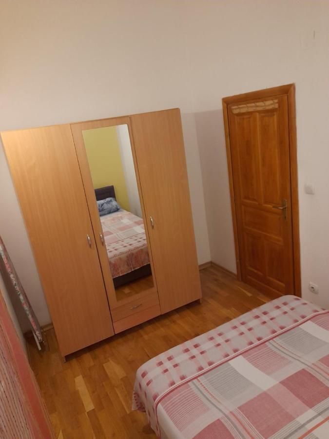 Tim Apartment โกตอร์ ภายนอก รูปภาพ